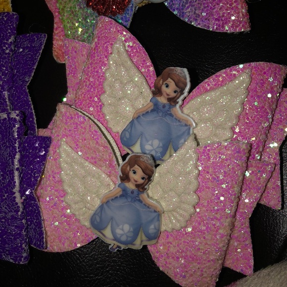 8 Princess bow bundle - Picture 2 of 6